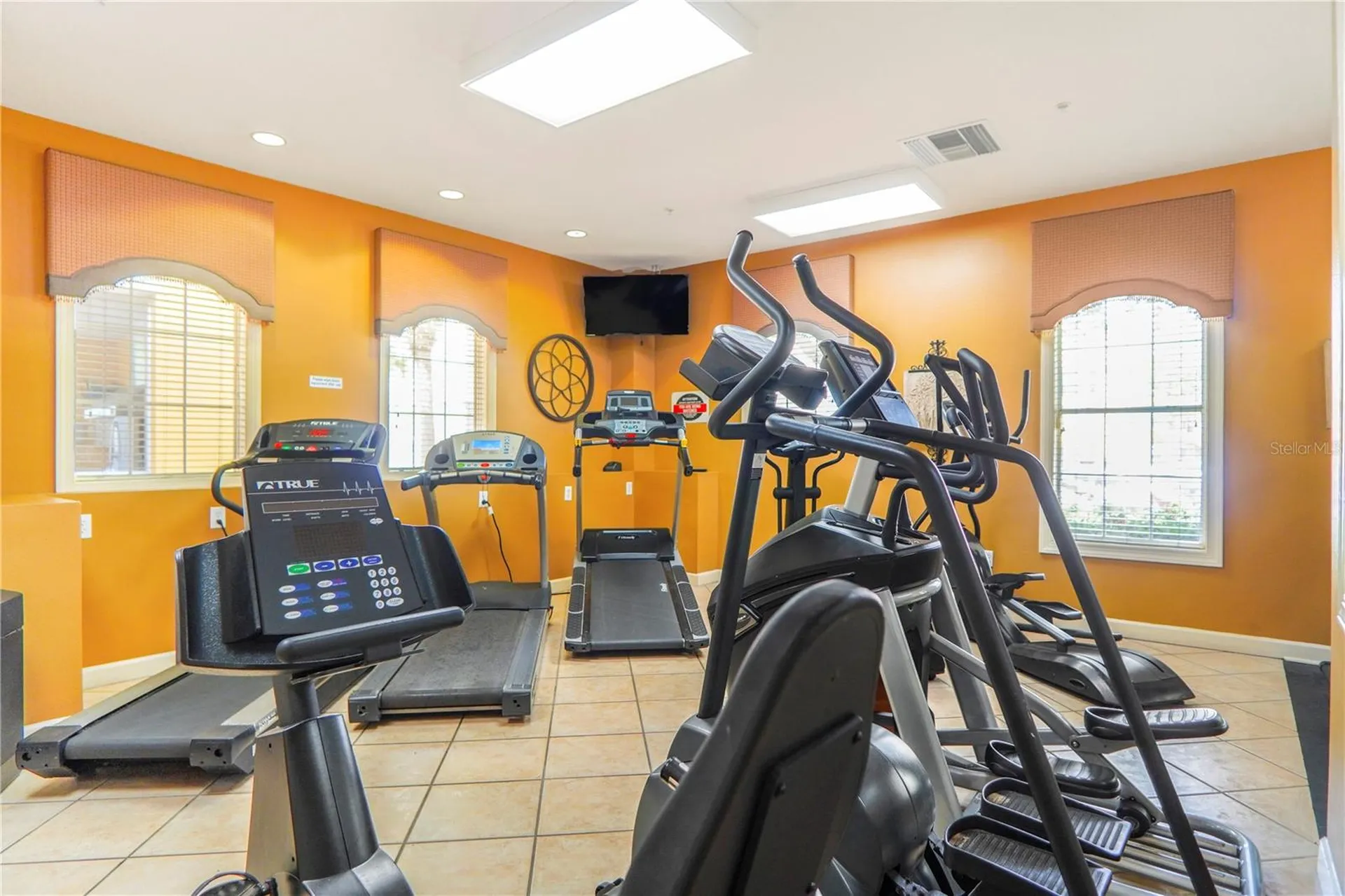 3605 Conroy Road Orlando FL 32839