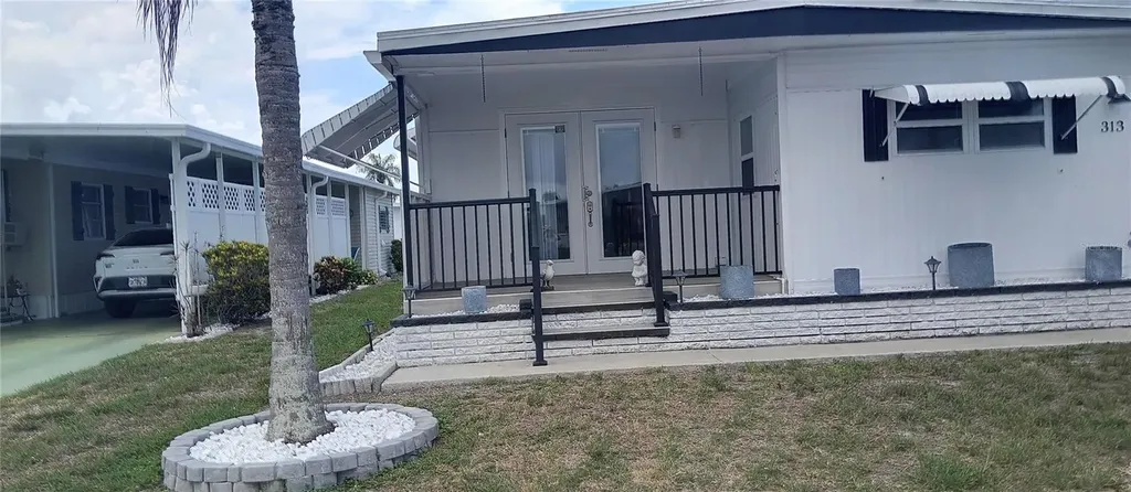 313 Danube Circle Bradenton FL 34207