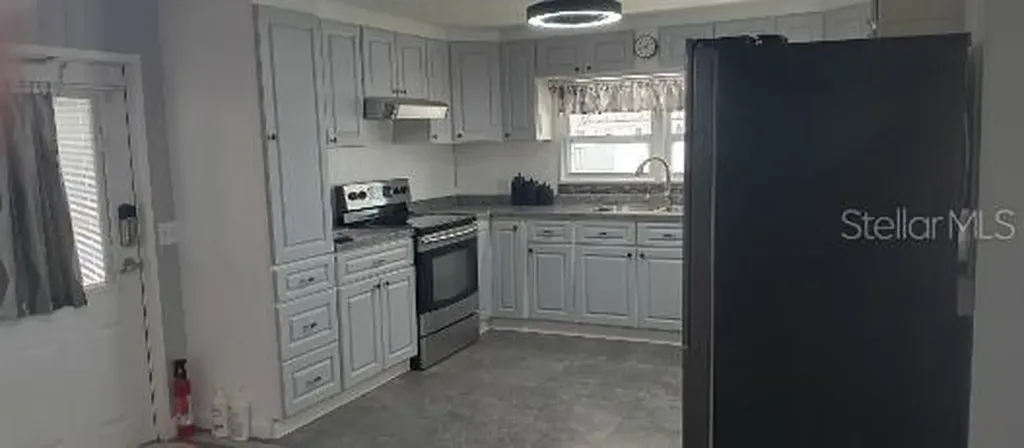 313 Danube Circle Bradenton FL 34207