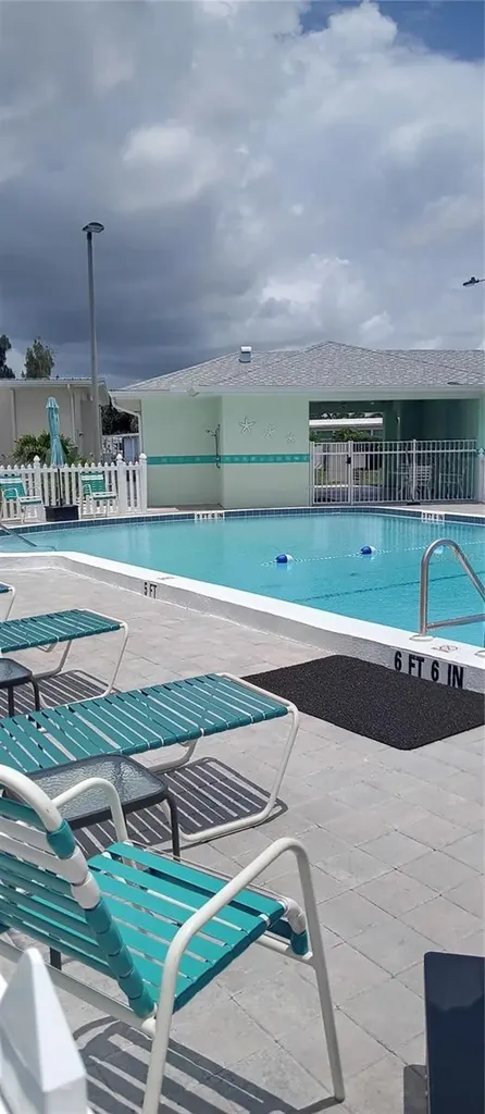 313 Danube Circle Bradenton FL 34207