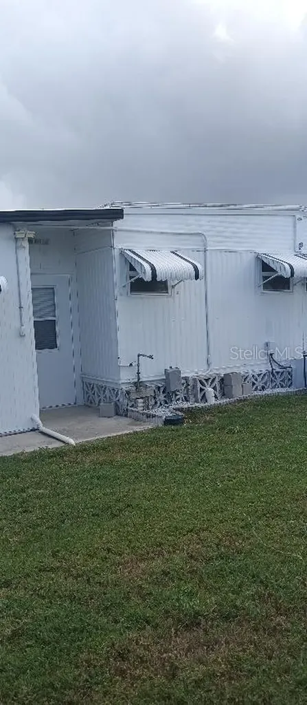 313 Danube Circle Bradenton FL 34207