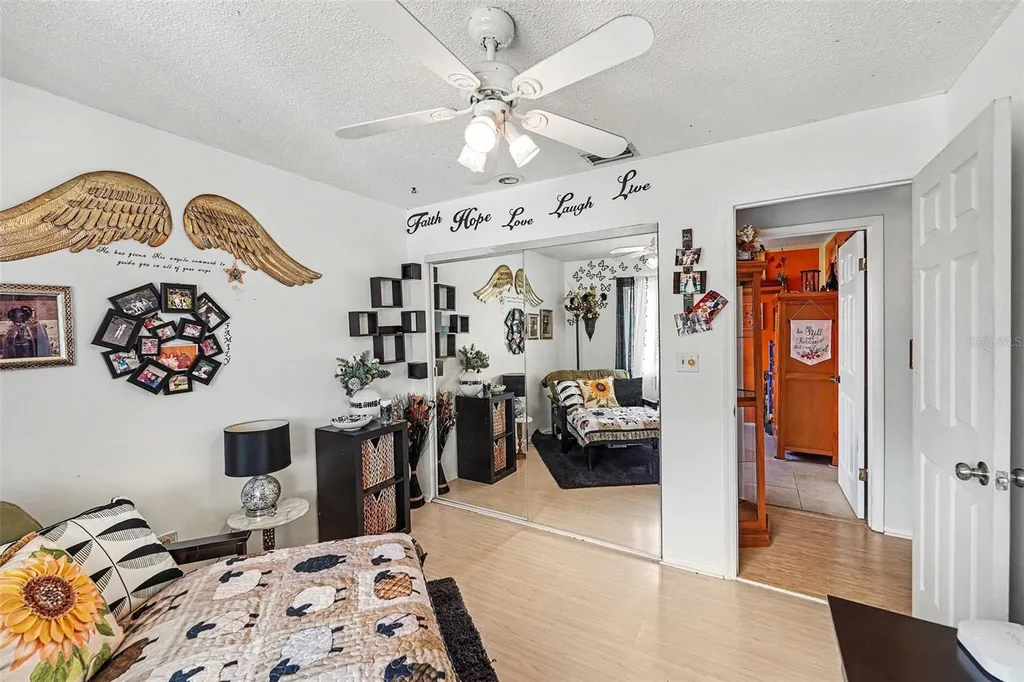 1842 Michigan Avenue NE St Petersburg FL 33703