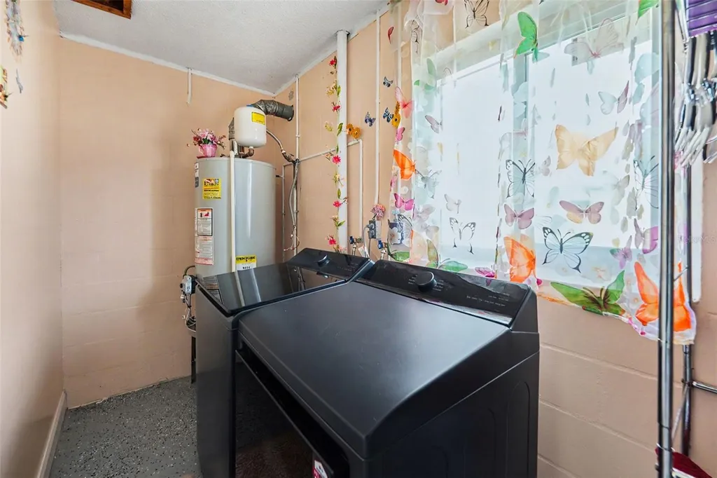 1842 Michigan Avenue NE St Petersburg FL 33703