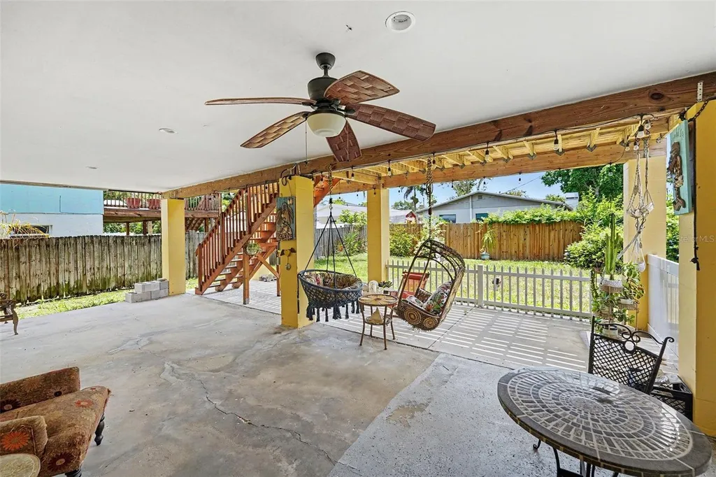 1842 Michigan Avenue NE St Petersburg FL 33703
