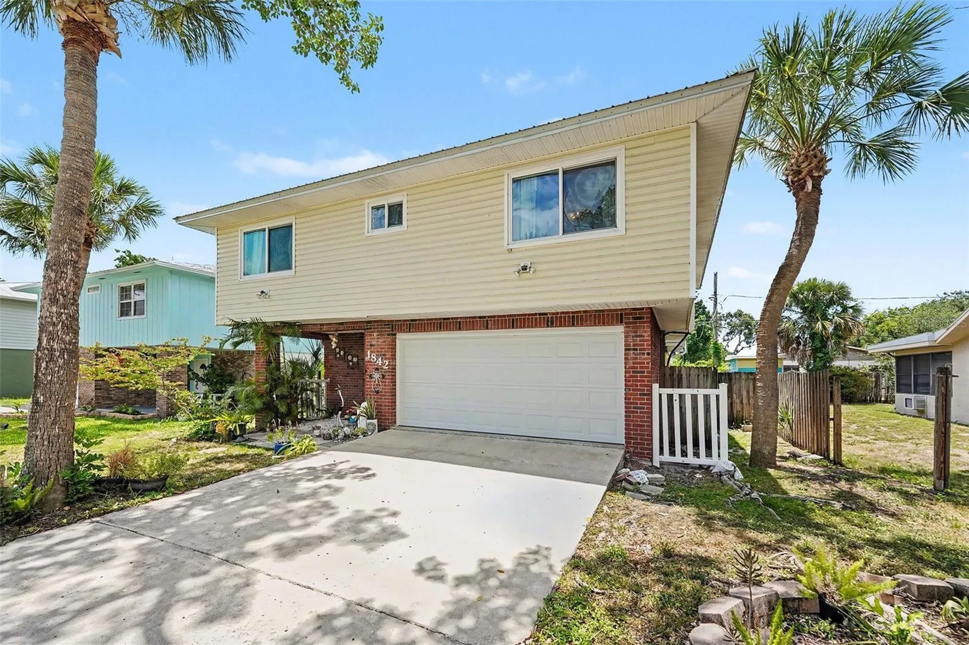 1842 Michigan Avenue NE St Petersburg FL 33703