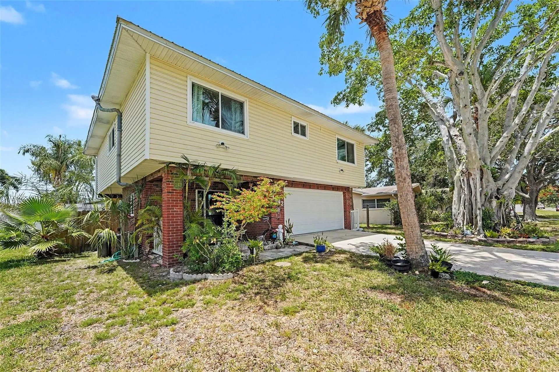 1842 Michigan Avenue NE St Petersburg FL 33703