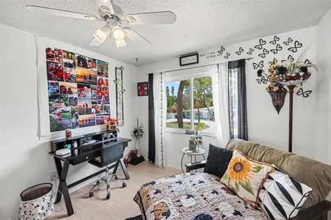 1842 Michigan Avenue NE St Petersburg FL 33703
