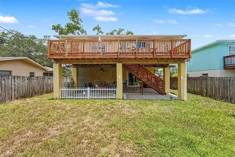 1842 Michigan Avenue NE St Petersburg FL 33703