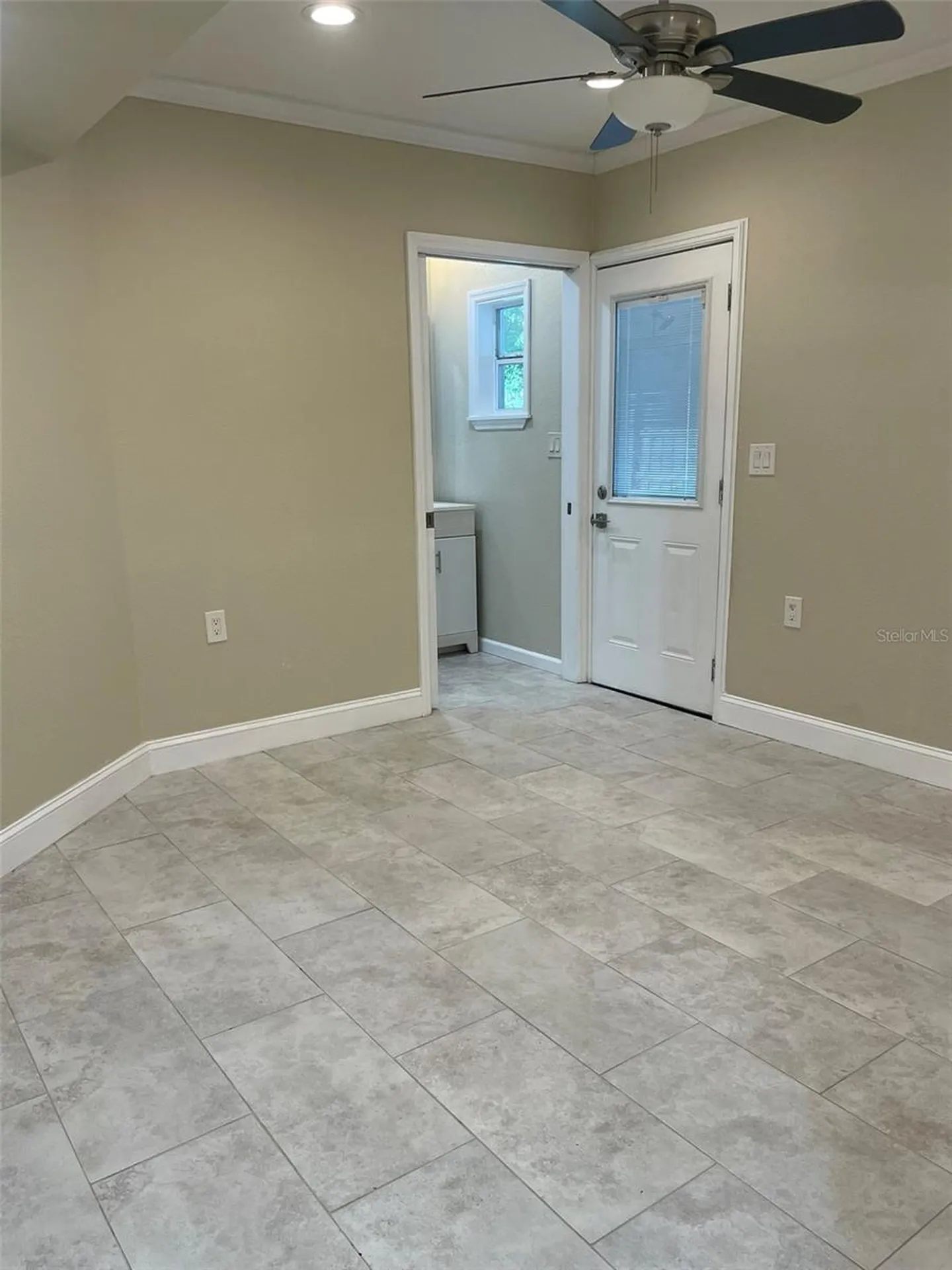 707 N Glenwood Avenue Clearwater FL 33755
