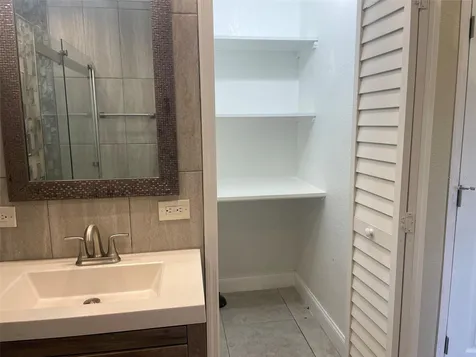 707 N Glenwood Avenue Clearwater FL 33755