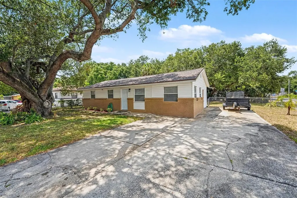 7924 Bahia Avenue Tampa FL 33619