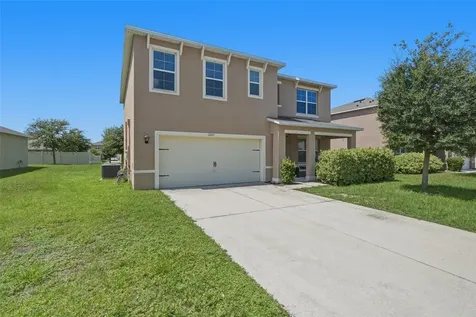 2609 Grand Central Avenue Tavares FL 32778