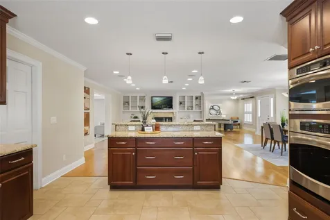 1523 Lake Shore Drive Orlando FL 32803