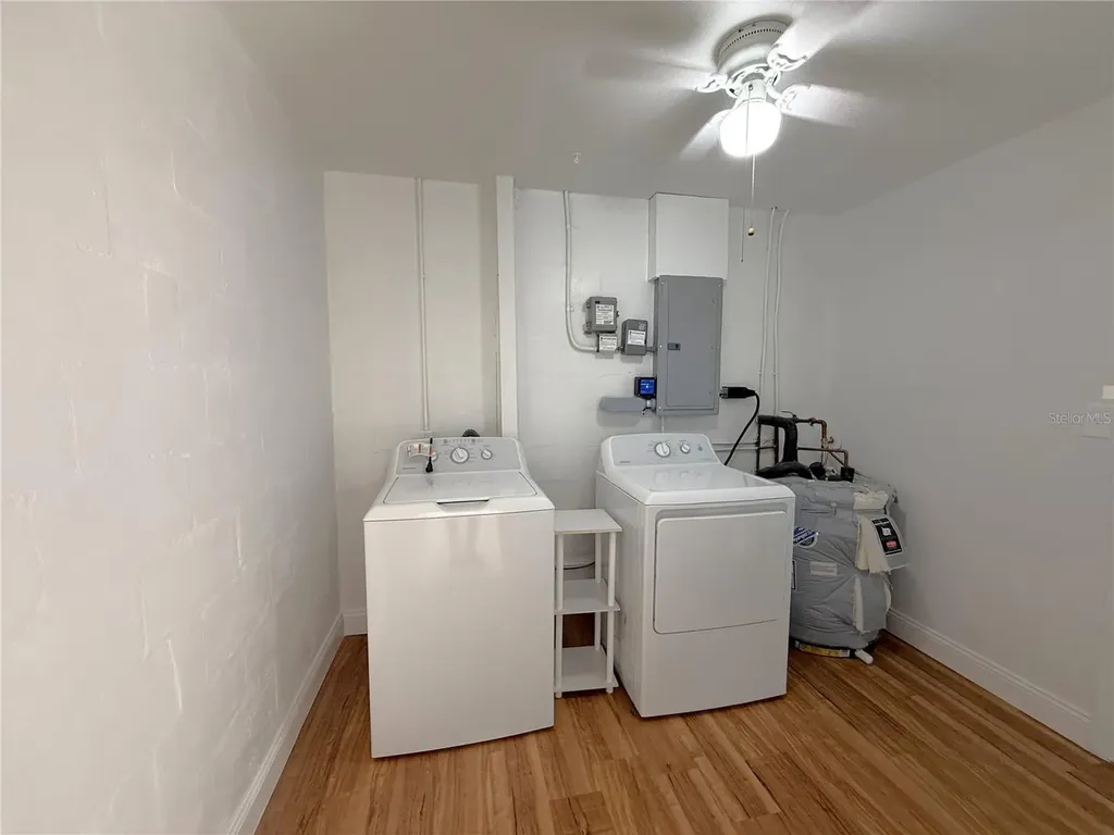 5420 Palm Crest Court N Pinellas Park FL 33782