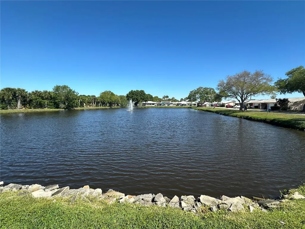 5420 Palm Crest Court N Pinellas Park FL 33782