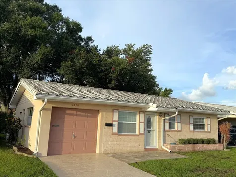 5420 Palm Crest Court N Pinellas Park FL 33782