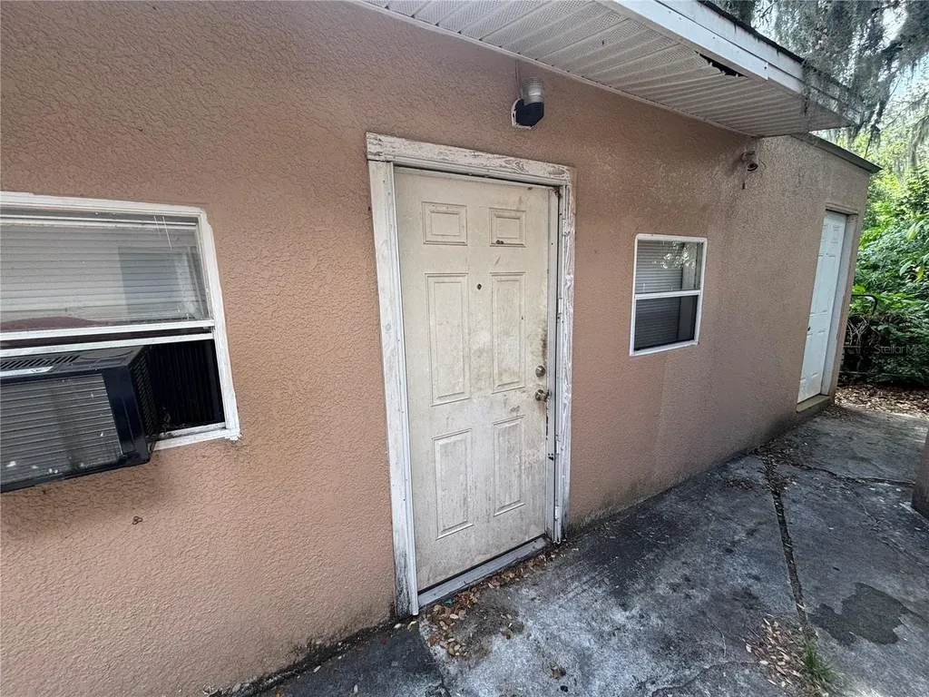 9803 Ethel Street Gibsonton FL 33534