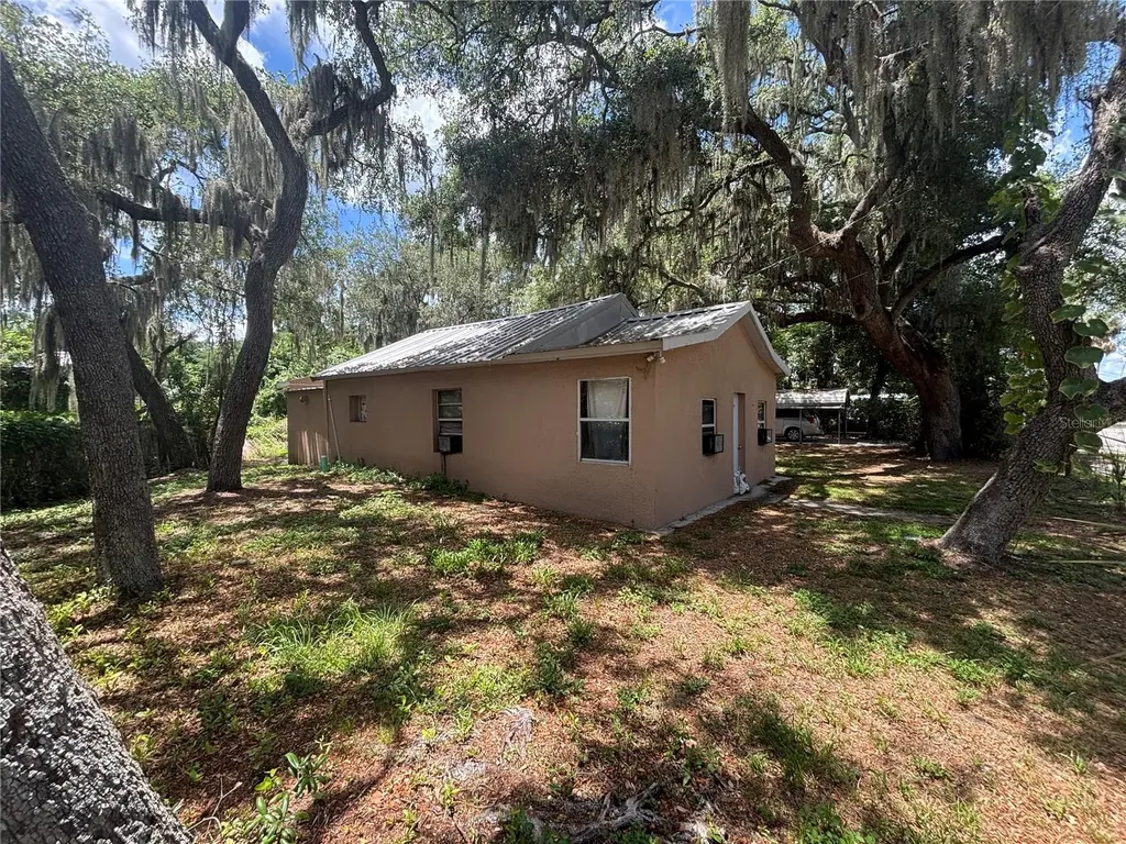 9803 Ethel Street Gibsonton FL 33534