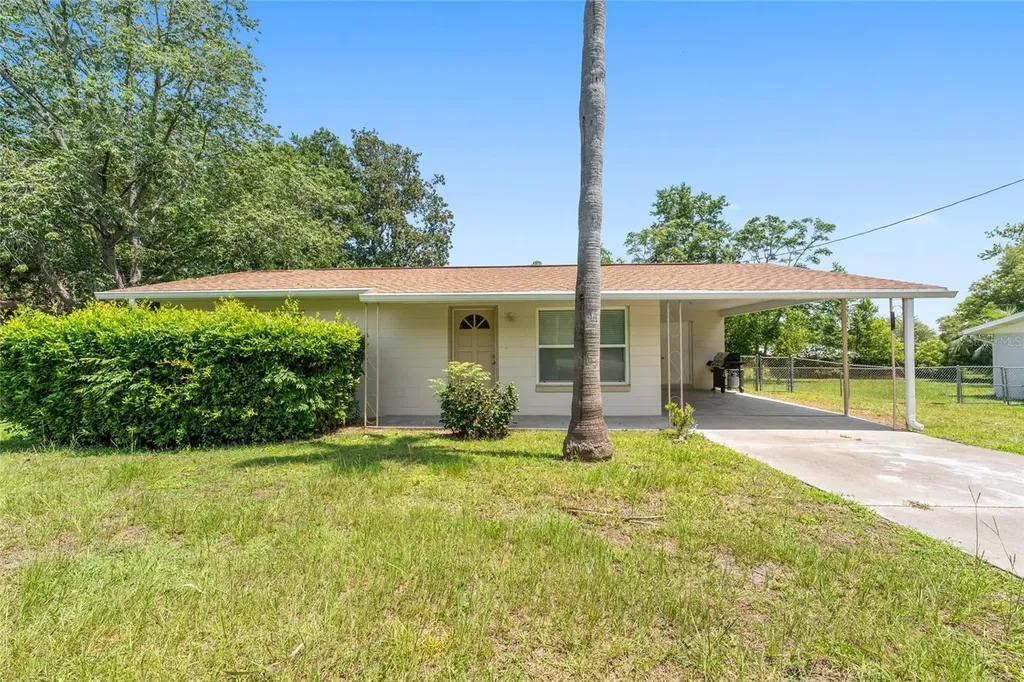 21545 SW Honeysuckle Street Dunnellon FL 34431