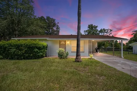 21545 SW Honeysuckle Street Dunnellon FL 34431