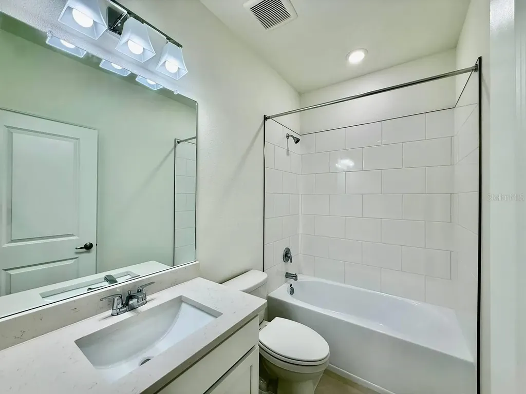6404 Jensen View Avenue Apollo Beach FL 33572