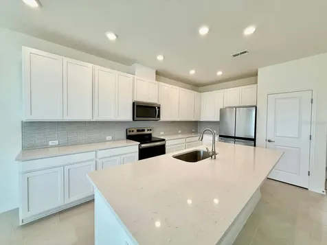 6404 Jensen View Avenue Apollo Beach FL 33572