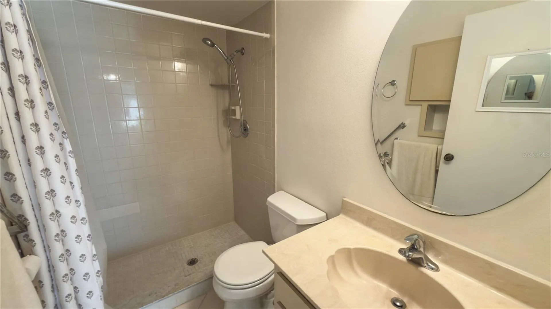 4857 Village Gardens Drive Sarasota FL 34234