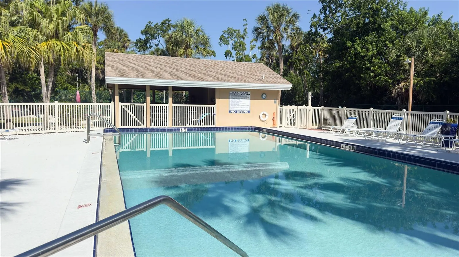 4857 Village Gardens Drive Sarasota FL 34234