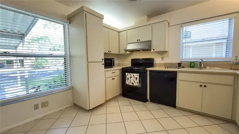 4857 Village Gardens Drive Sarasota FL 34234