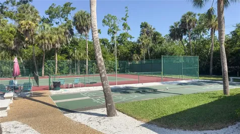 4857 Village Gardens Drive Sarasota FL 34234