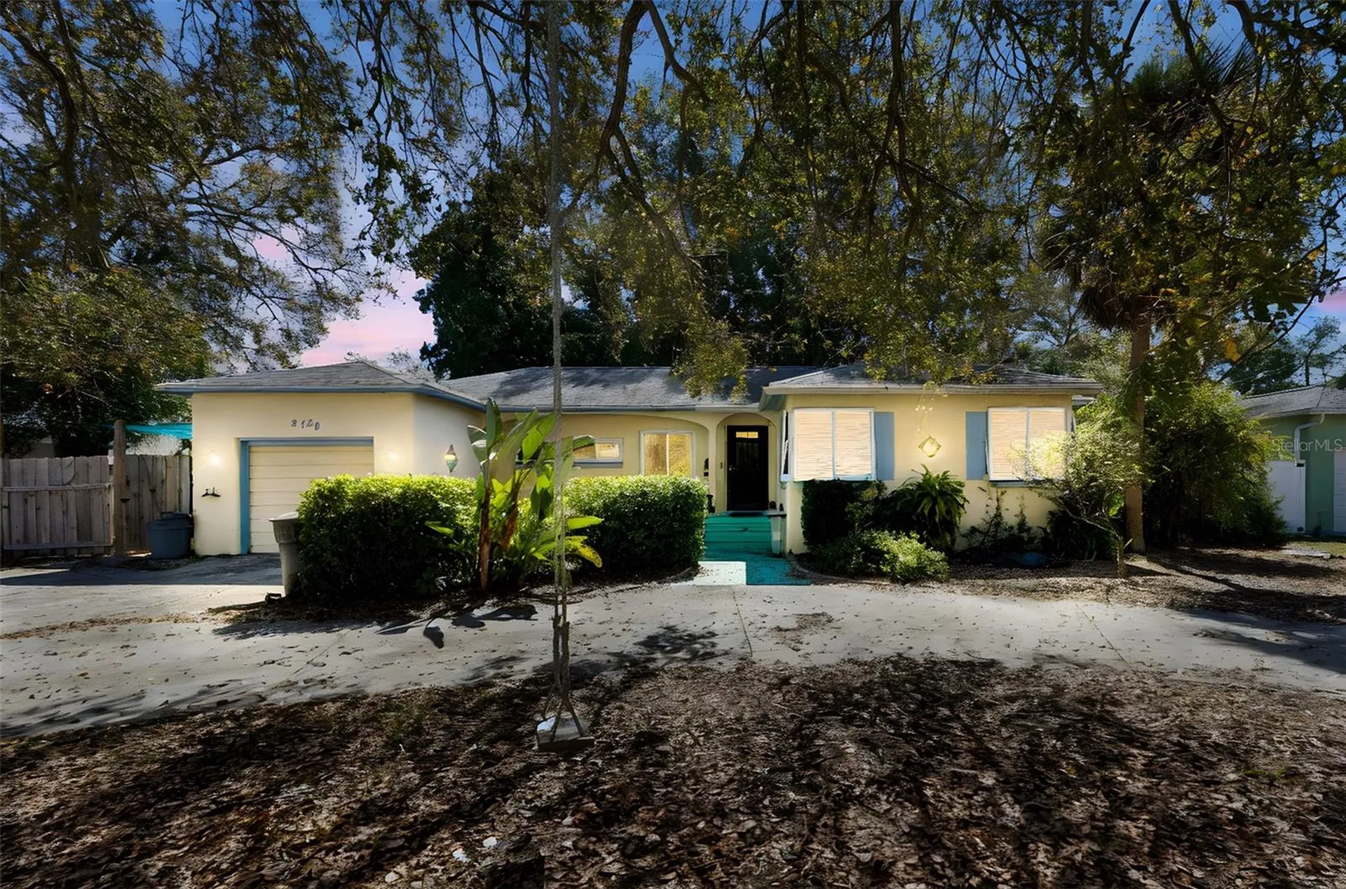 2120 Coronada Way S St Petersburg FL 33712