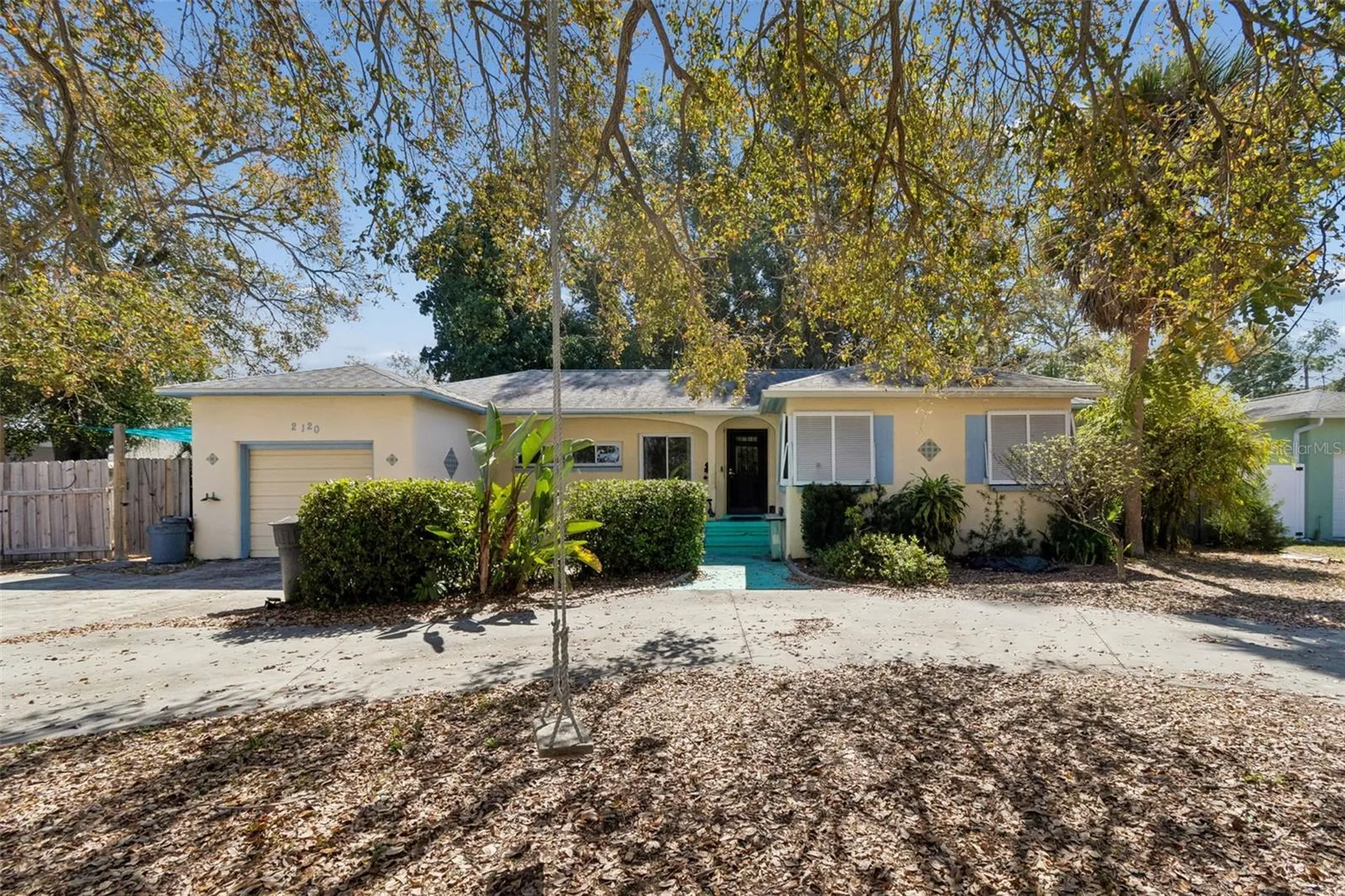 2120 Coronada Way S St Petersburg FL 33712