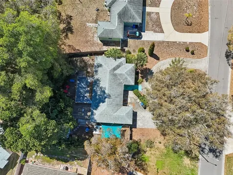 2120 Coronada Way S St Petersburg FL 33712