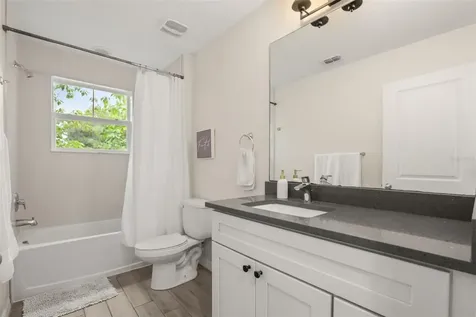 2338 S Brown Avenue Orlando FL 32806