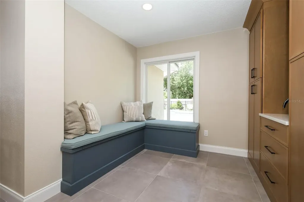 280 W Spring Lake Drive Altamonte Springs FL 32714