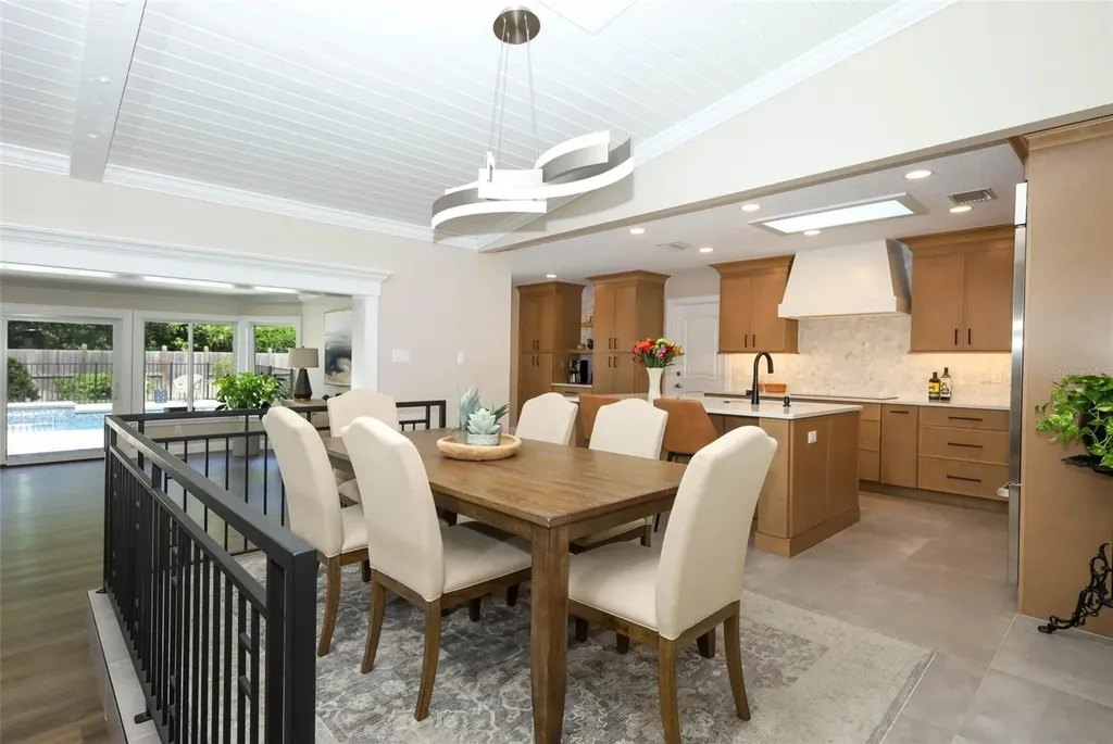 280 W Spring Lake Drive Altamonte Springs FL 32714