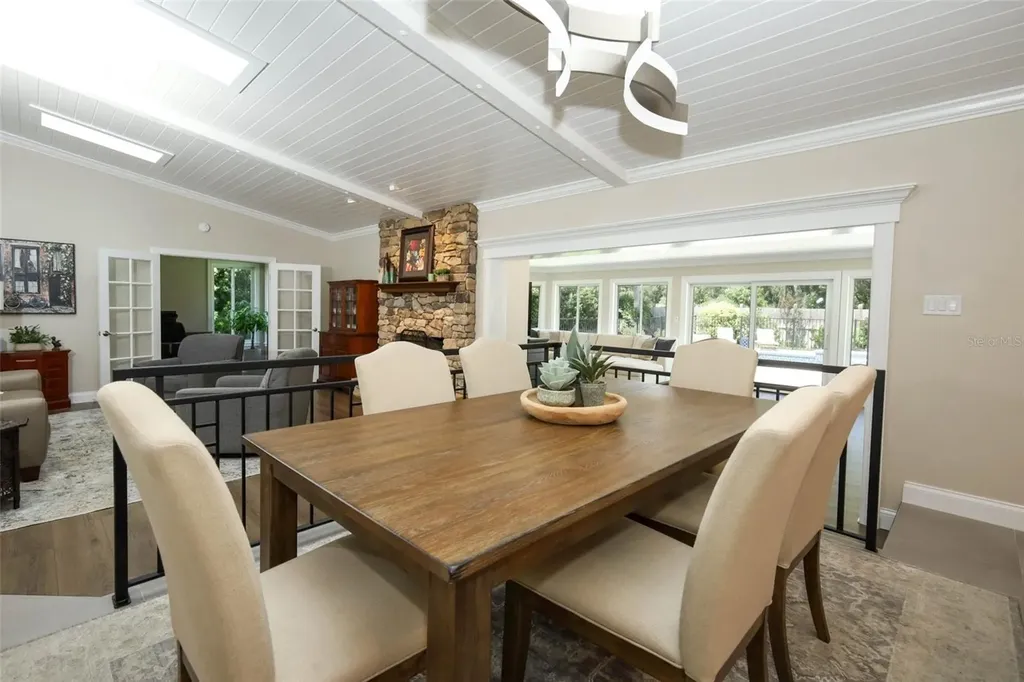 280 W Spring Lake Drive Altamonte Springs FL 32714
