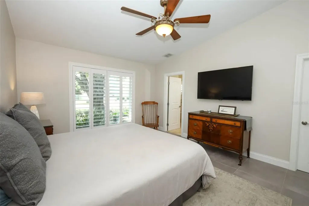 280 W Spring Lake Drive Altamonte Springs FL 32714