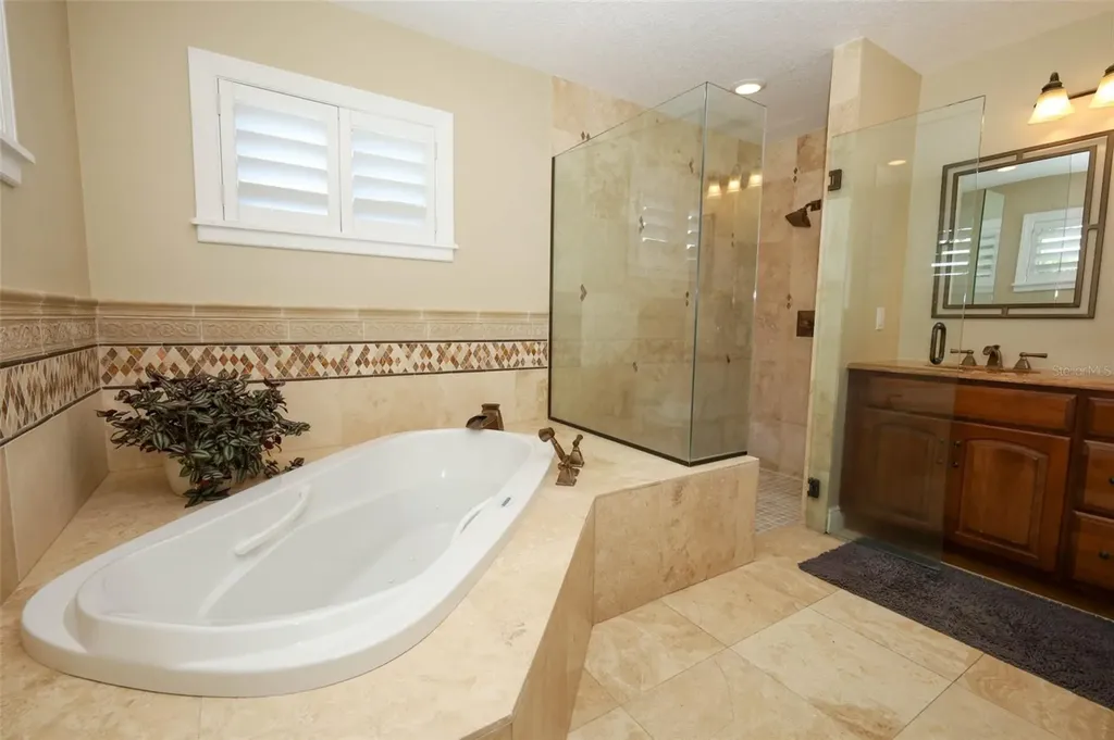 280 W Spring Lake Drive Altamonte Springs FL 32714