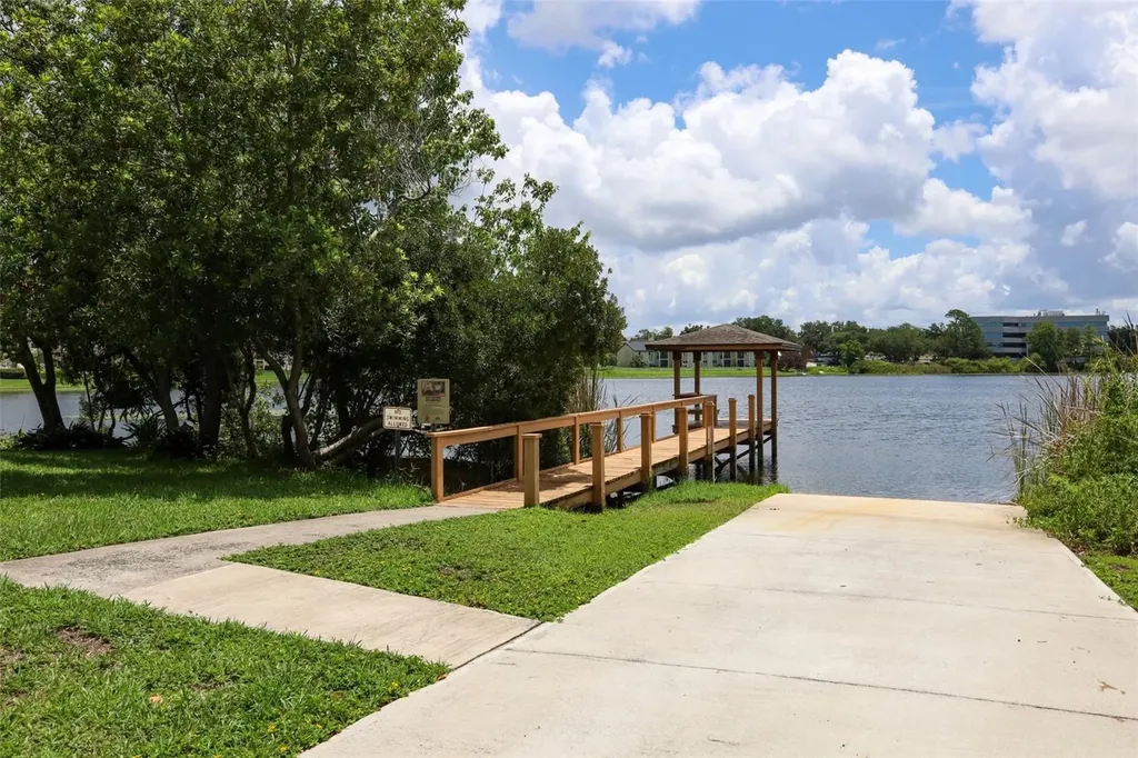 280 W Spring Lake Drive Altamonte Springs FL 32714