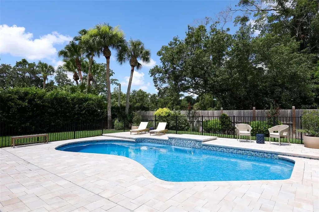 280 W Spring Lake Drive Altamonte Springs FL 32714