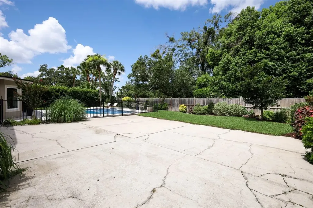 280 W Spring Lake Drive Altamonte Springs FL 32714