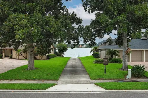 280 W Spring Lake Drive Altamonte Springs FL 32714