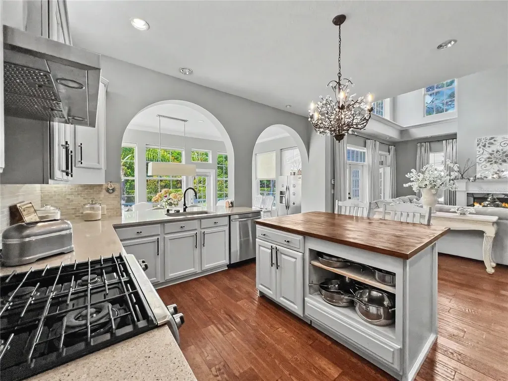 807 Oak Shadows Road Celebration FL 34747