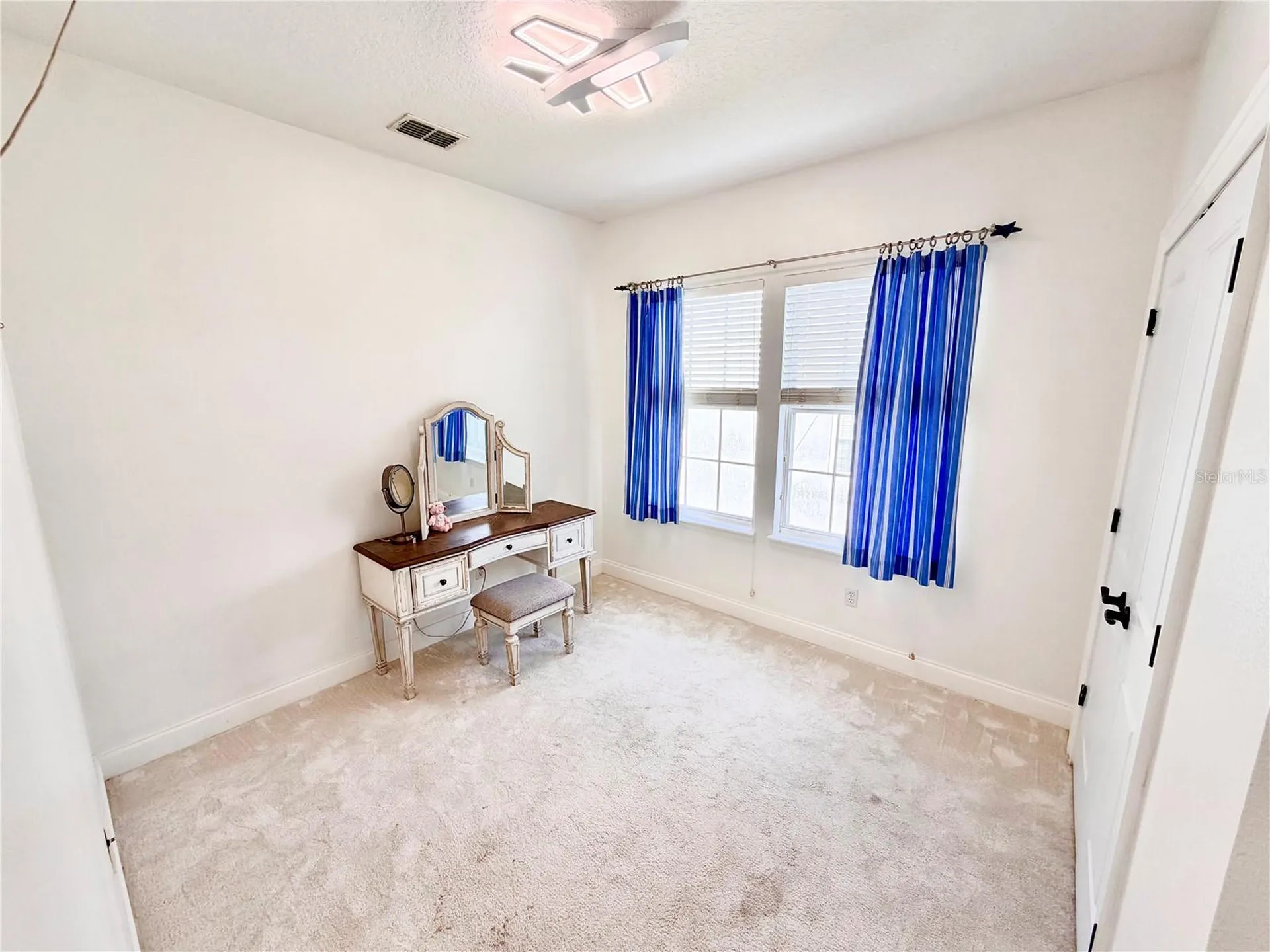 807 Oak Shadows Road Celebration FL 34747