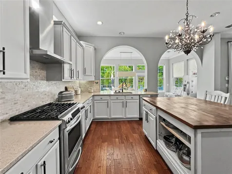 807 Oak Shadows Road Celebration FL 34747