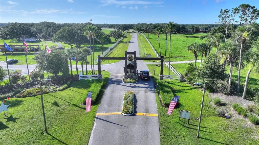 25294 Canterbury Drive Lake Wales FL 33898