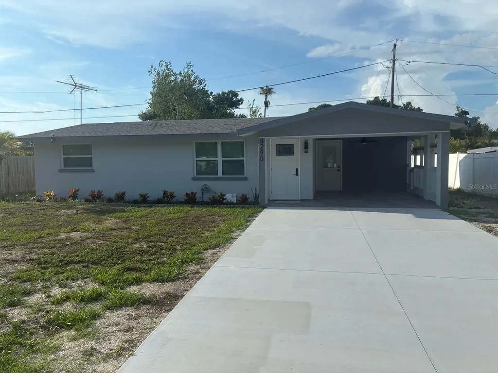 8290 Osprey Road Englewood FL 34224