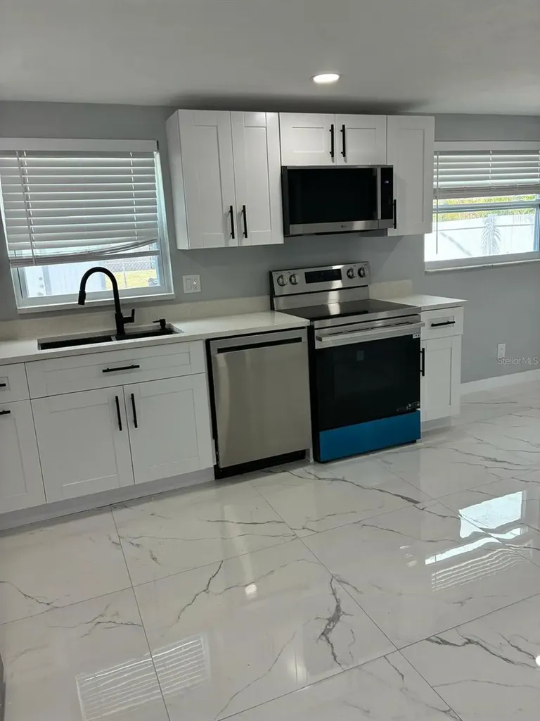 8290 Osprey Road Englewood FL 34224