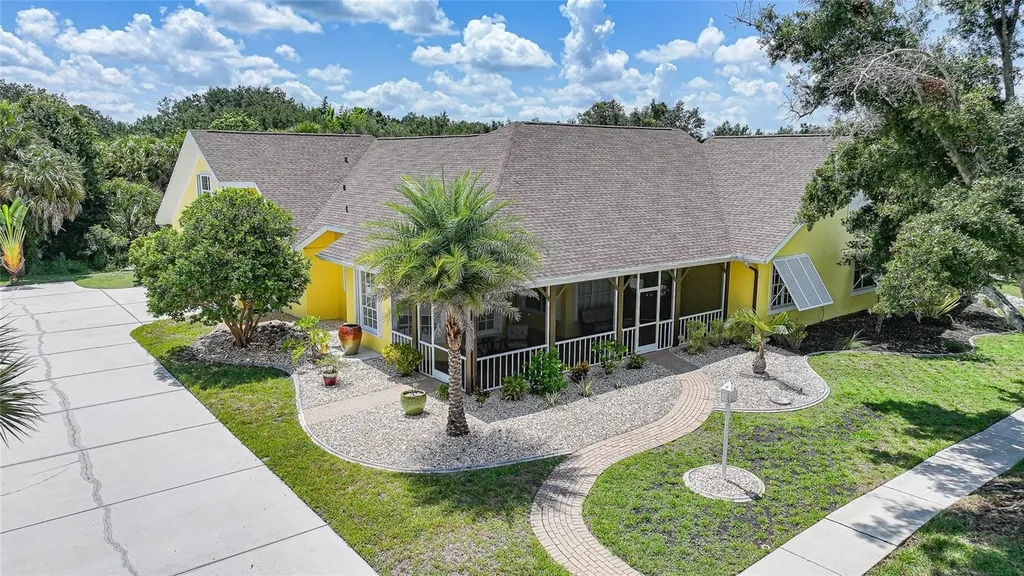 1064 Harbour Way Place Punta Gorda FL 33983